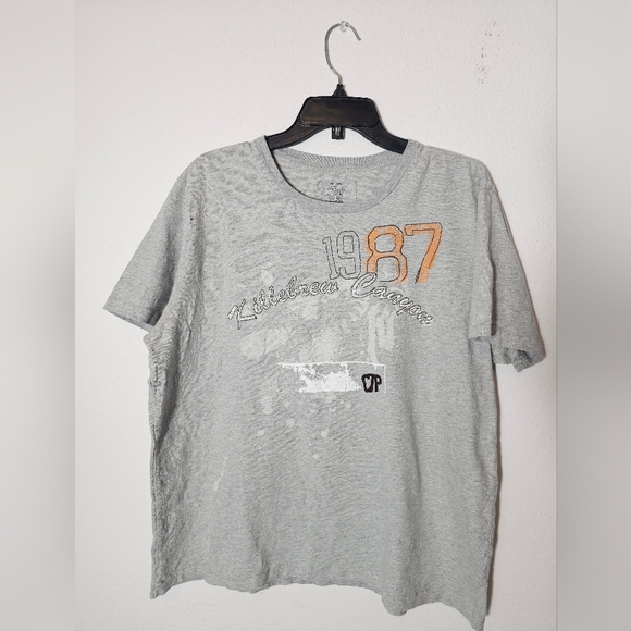 C7P Vintage Y2K Gray Graphic T-Shirt Size X-Large **Small Holes - Picture 2 of 8